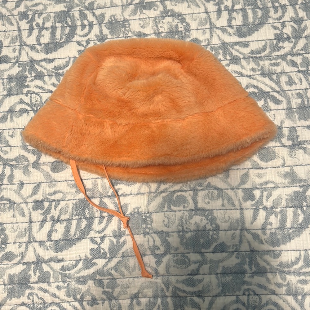 Fuzzy coral/ peach bucket hat